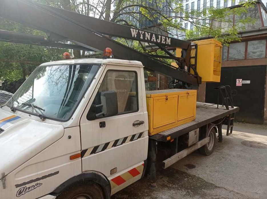 Zwyżka , podnośnik koszowy Iveco 14m