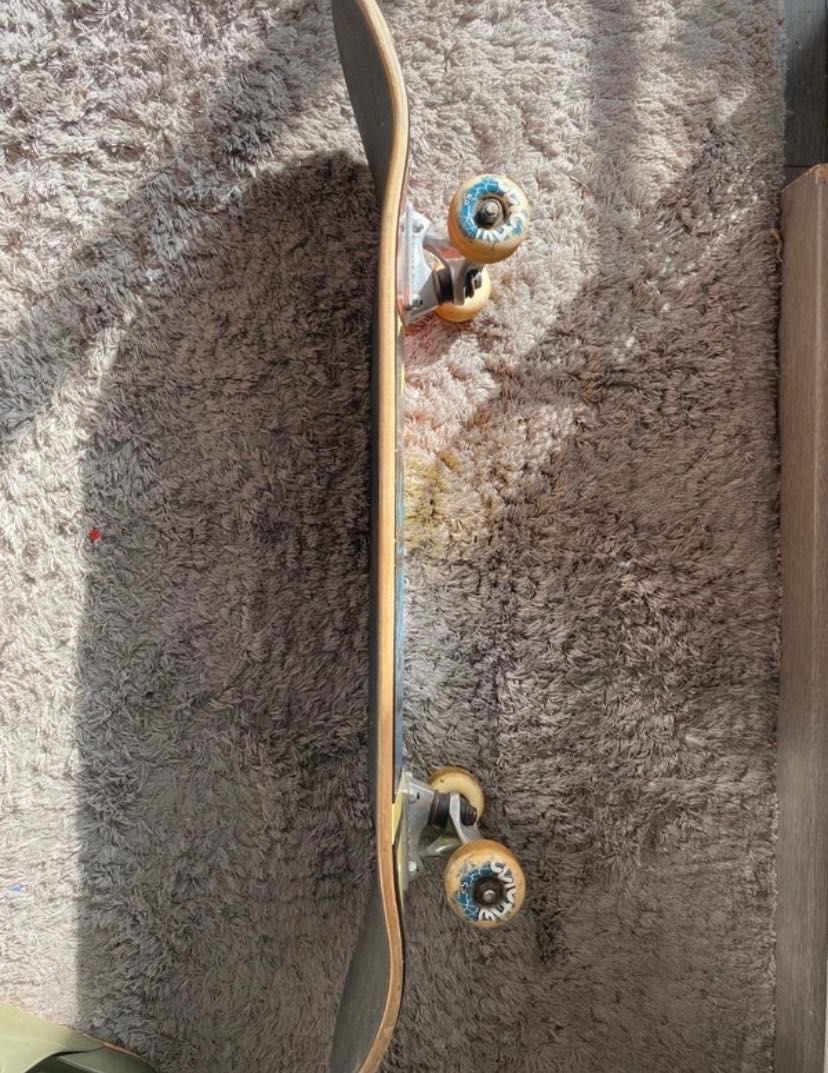 Skate cliché semi novo