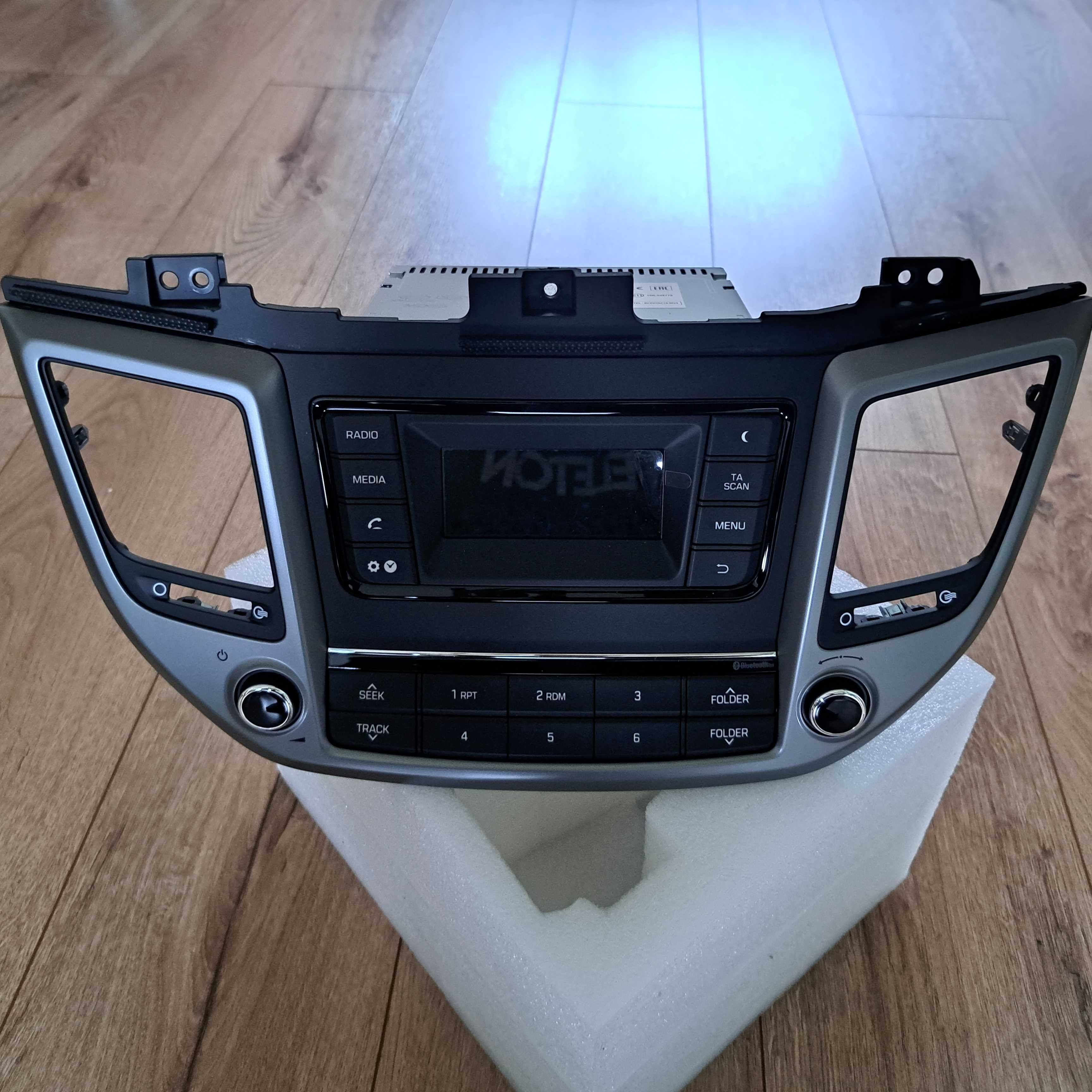 Radio do Hyundai Tucson II
