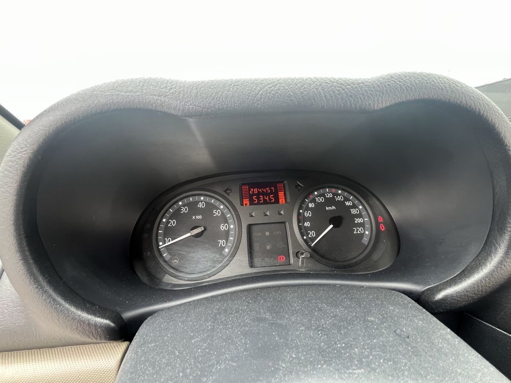 Renault clio dci van
