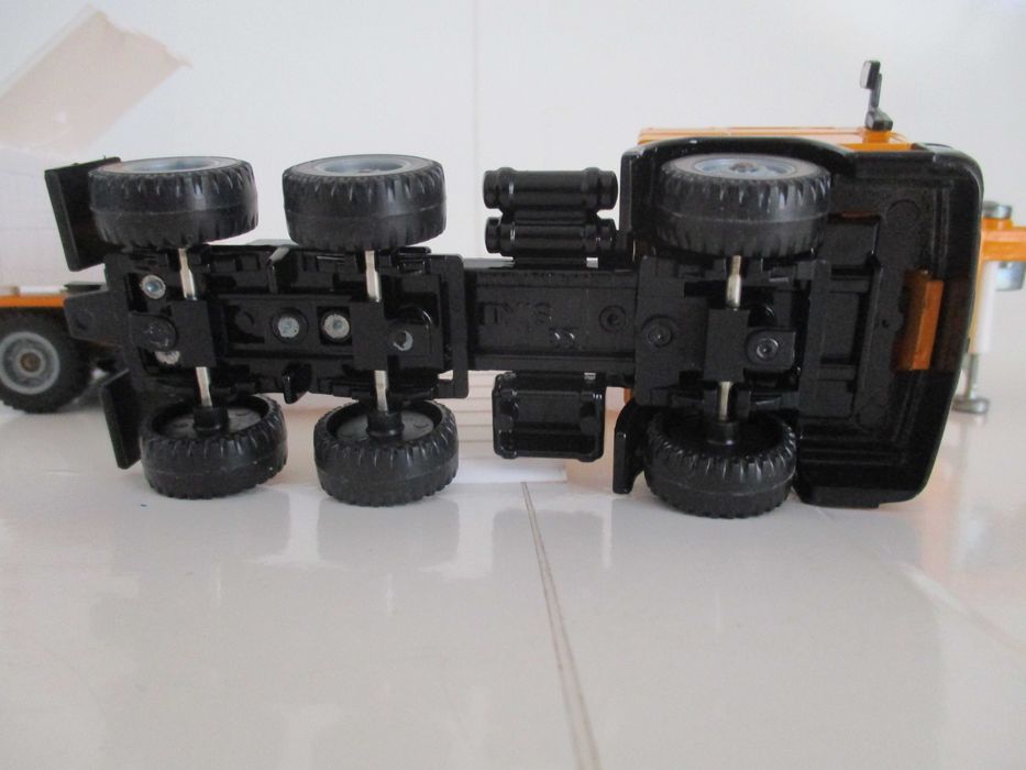Miniatura  CAMIÃO MAN SIKU 2125