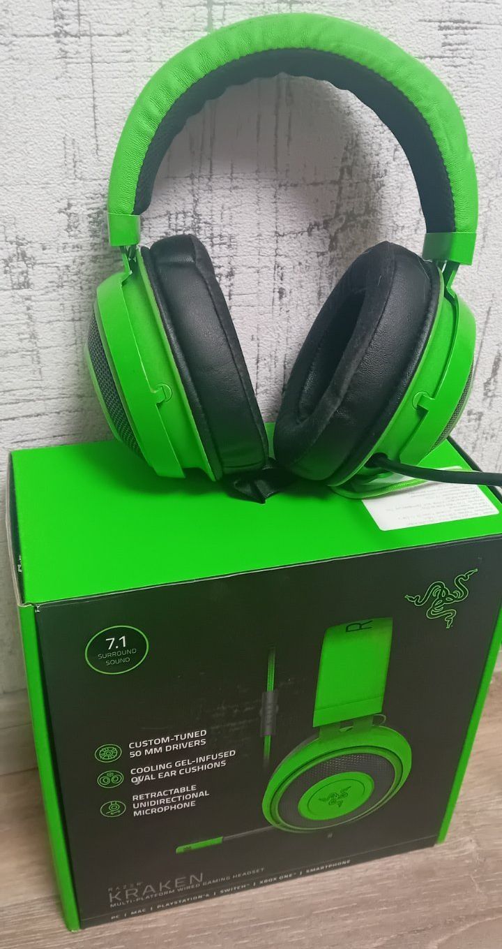 Геймерские наушники Razer Kraken Green