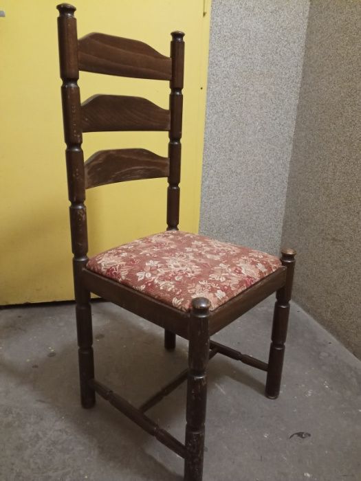 krzesła drewniane 6 szt.