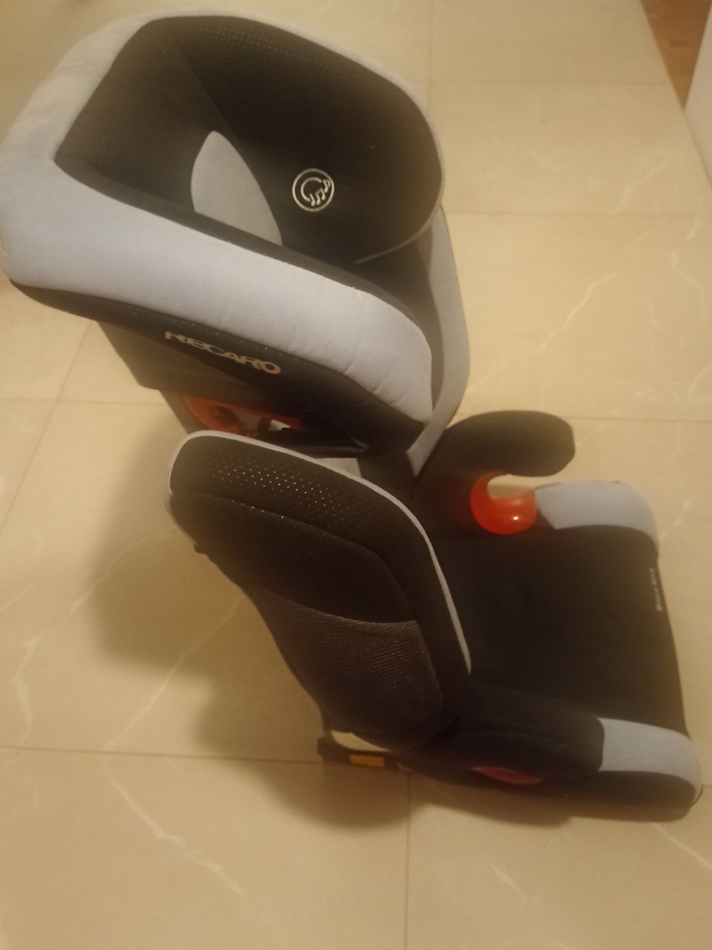 Fotelik samochodowy RECARO Monza 2 Isofix