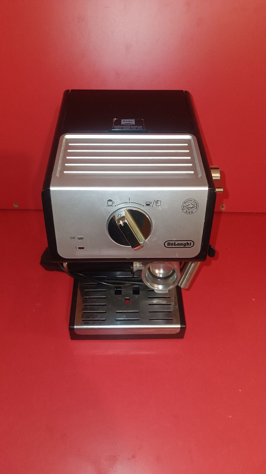 Продам кофеварку Delonghi ecp33