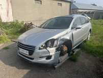 Peugeot 508 sw 2013 року