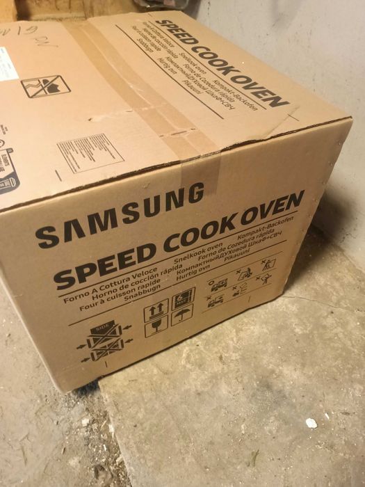 Kuchenka mikrofalowa Samsung NQ5B4313GBK
