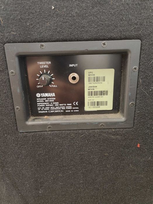 Coluna de baixo yamaha