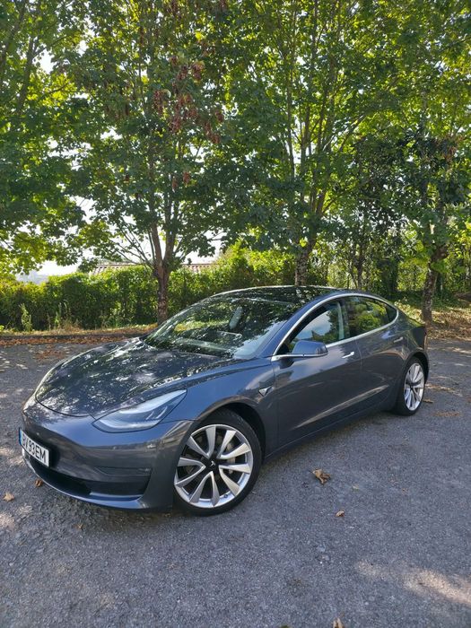 Tesla Model 3 Long Range AWD Dual Motor