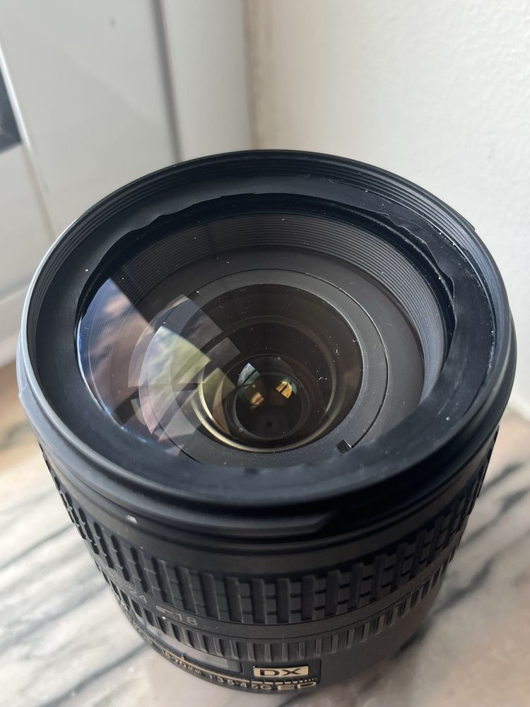 Objetiva AF-S Nikkor 18-70mm f/3.5-4.5
