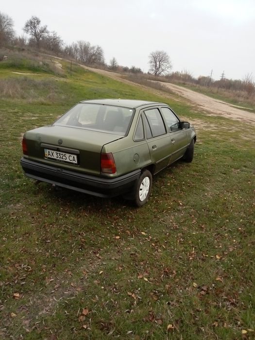 Продам Опель 1.6 Дизель