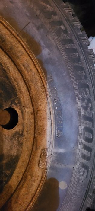 Резина 205 70 r15 Bridgestone зима шип