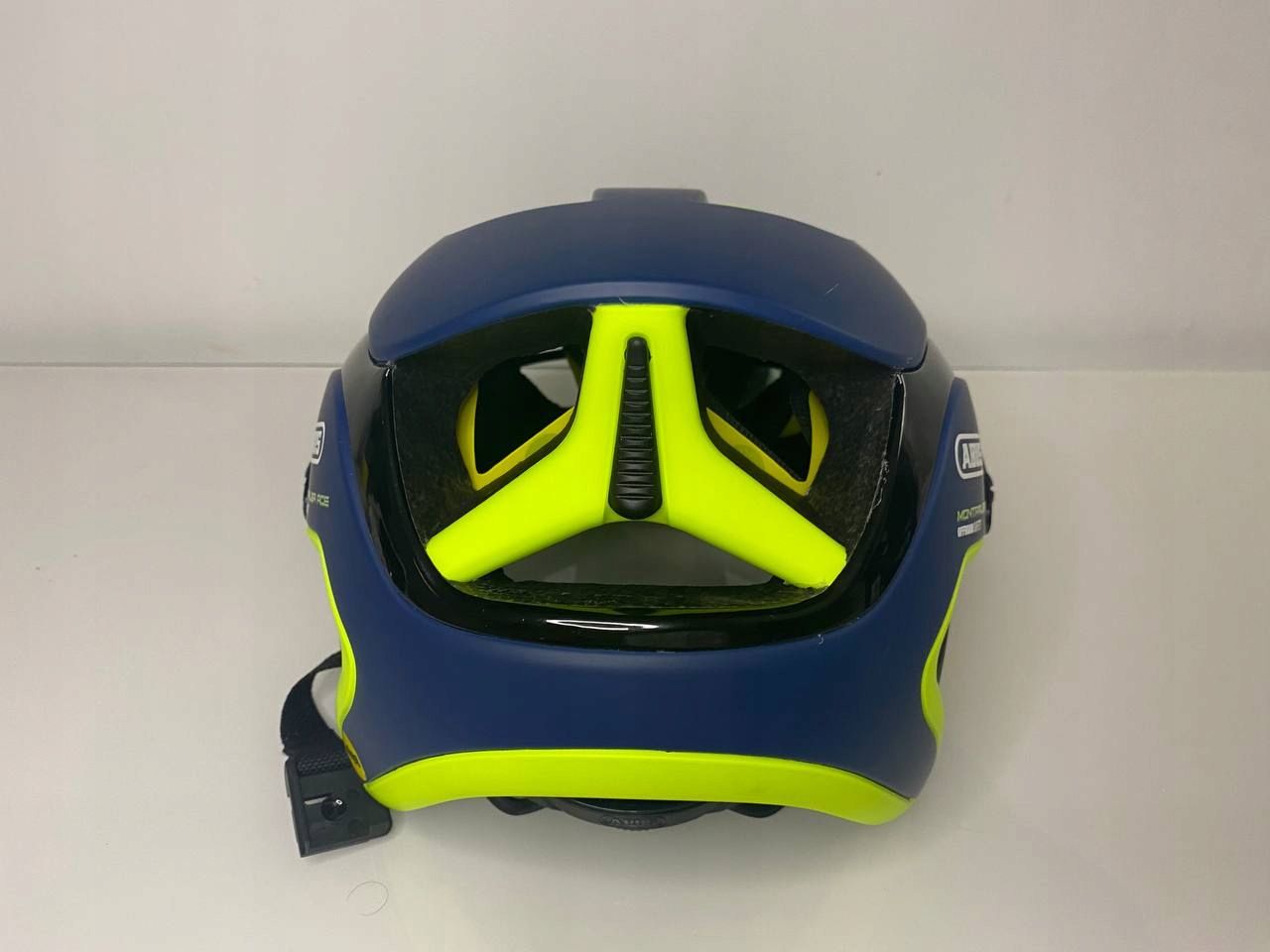 Kask rowerowy Abus MonTrailer ACE Mips r. M