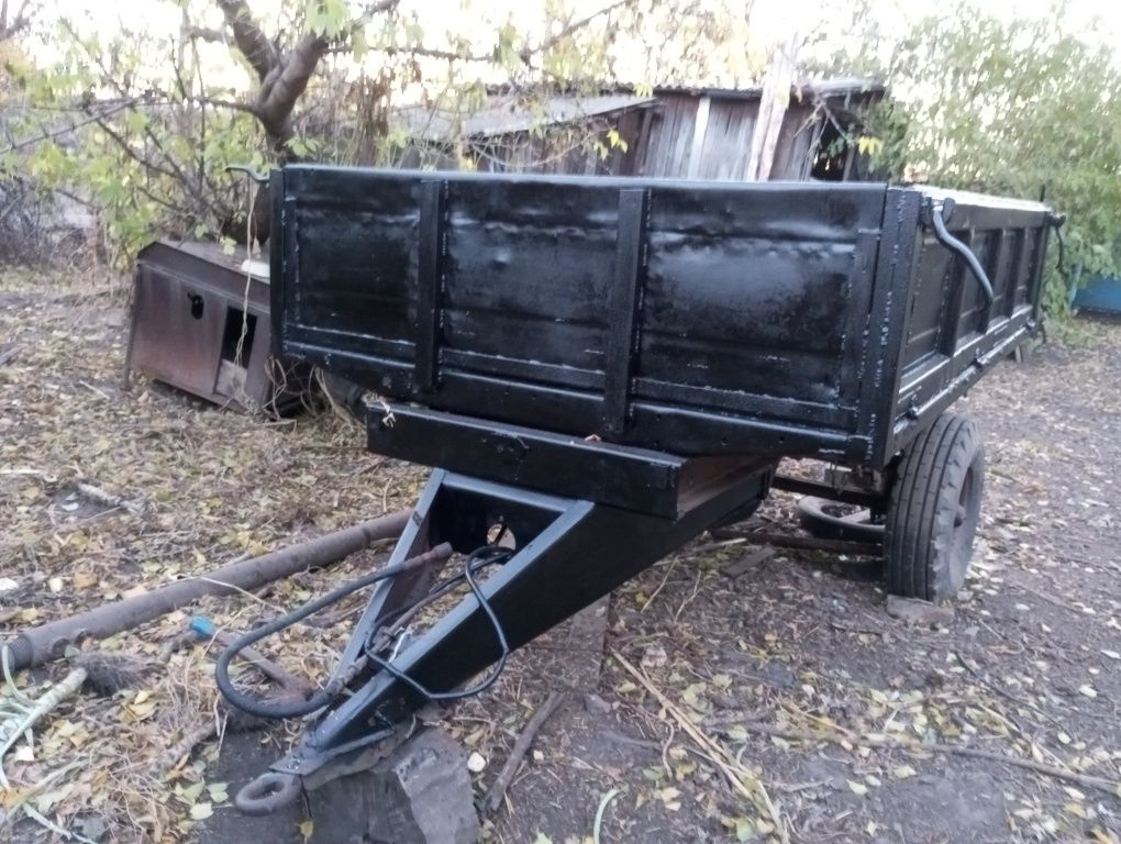 Прицеп на трактор т-25