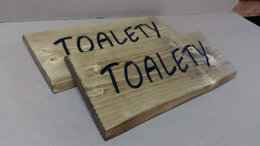 TOALETY  szyld drewniany tabliczka informacyjna znak deska grawer