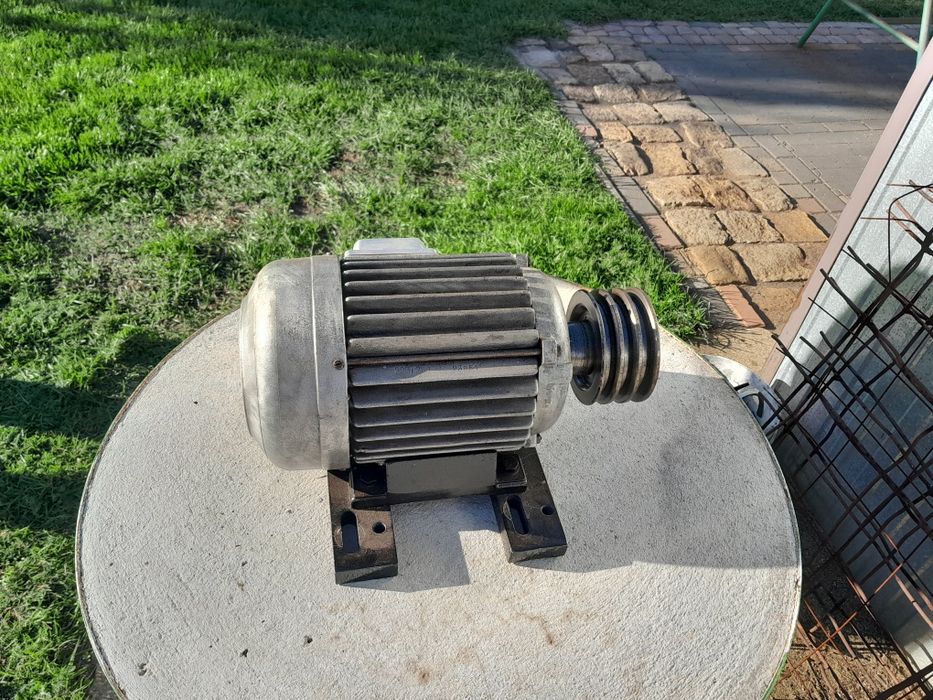 Silnik elektryczny 3 fazowy