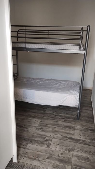 Quarto partilhado em arroios