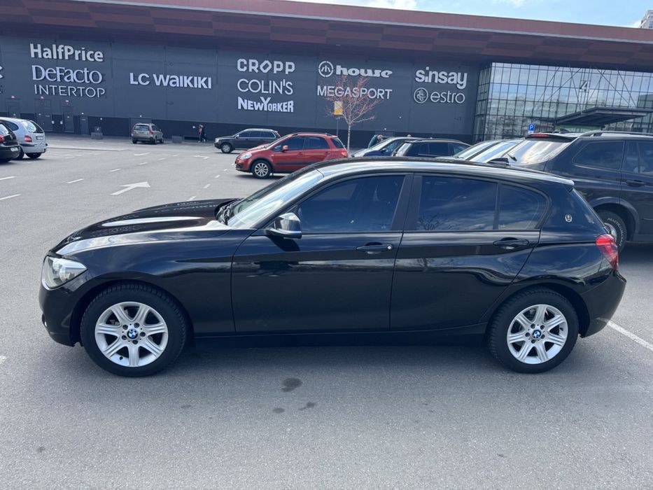 BMW 116D 2013 дизель 2л