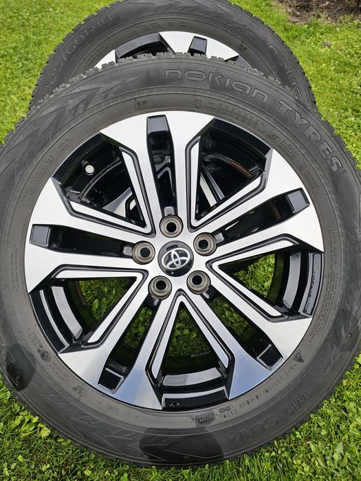 Koła opony felgi 225/60 R18 toyota rav-4