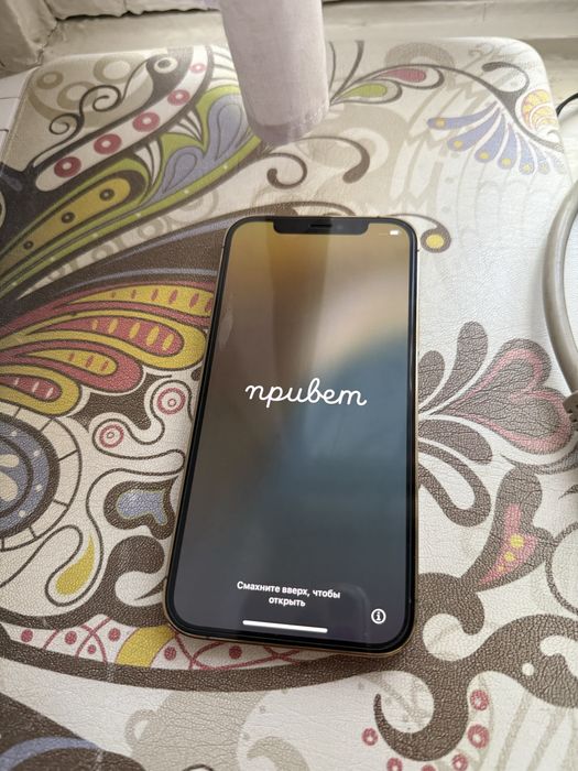 Телефон iPhone 12 Pro Gold 256 gb