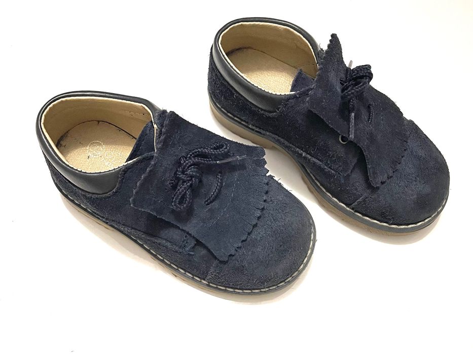 Sapatos carneiras azuis escuros - tamanho 24