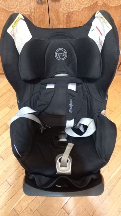 Автокрісло Cybex Sirona S i-Size Deep Black