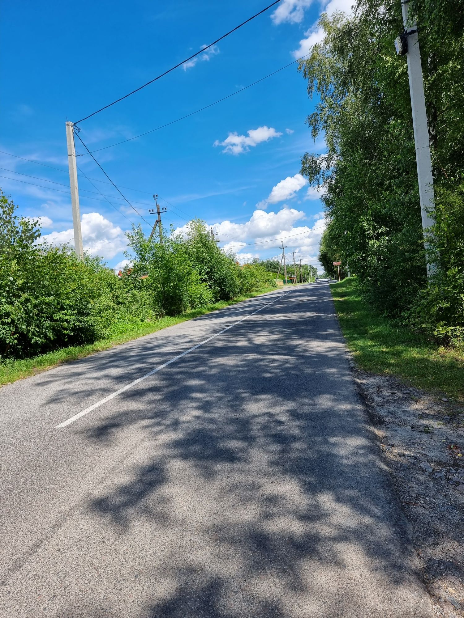 Продається 2-х поверховий будинок 10км від Львова село Липники