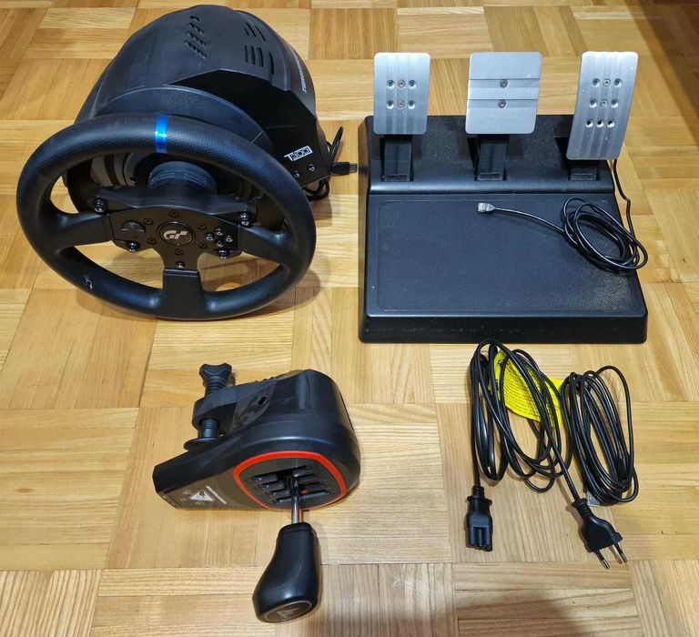 Thrustmaster T300RS GT + shifter