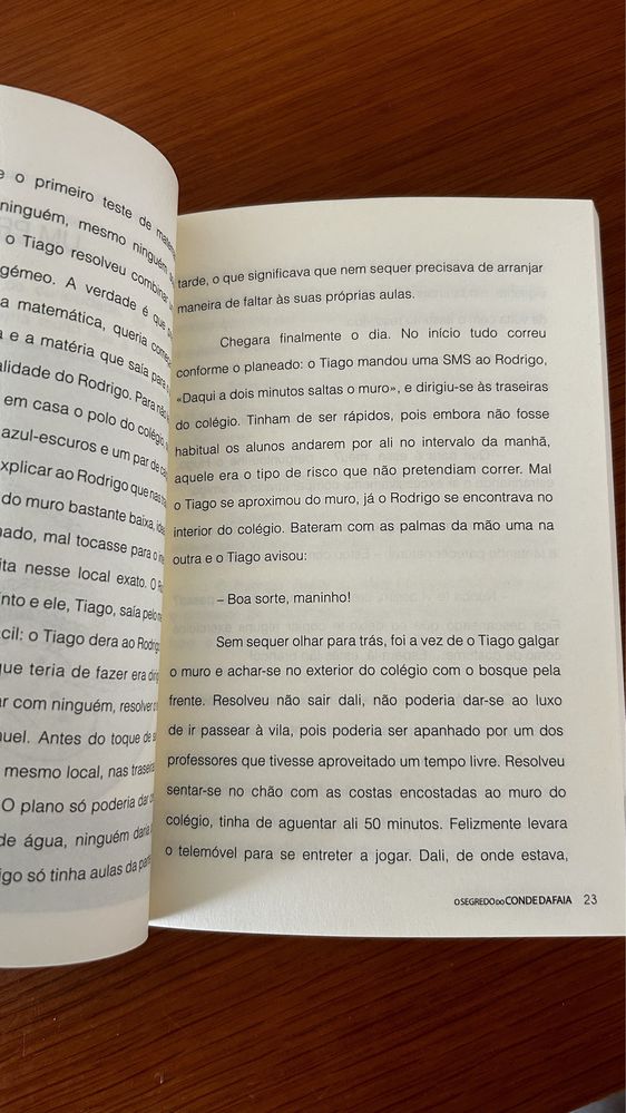 Livro “As cinco Quinas” o segredo do conde de Faia