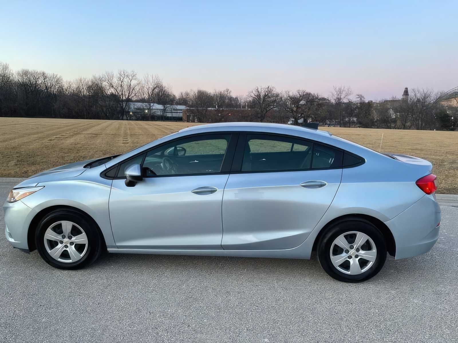 2018 Chevrolet Cruze LS