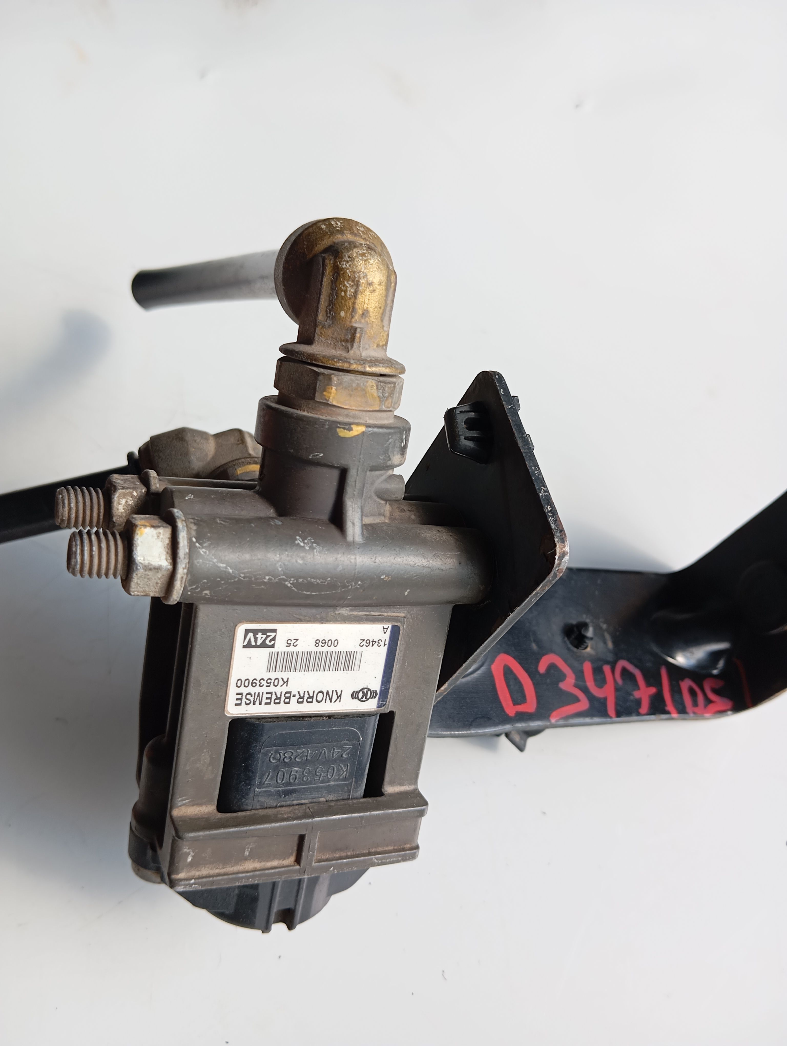 Zawór elektrozawór 24V KNORR K053900 wysyłka