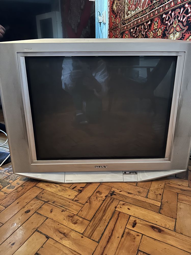 Телевізор Sony Trinitron WEGA Color TV 72 см діагональ/ Телевизор