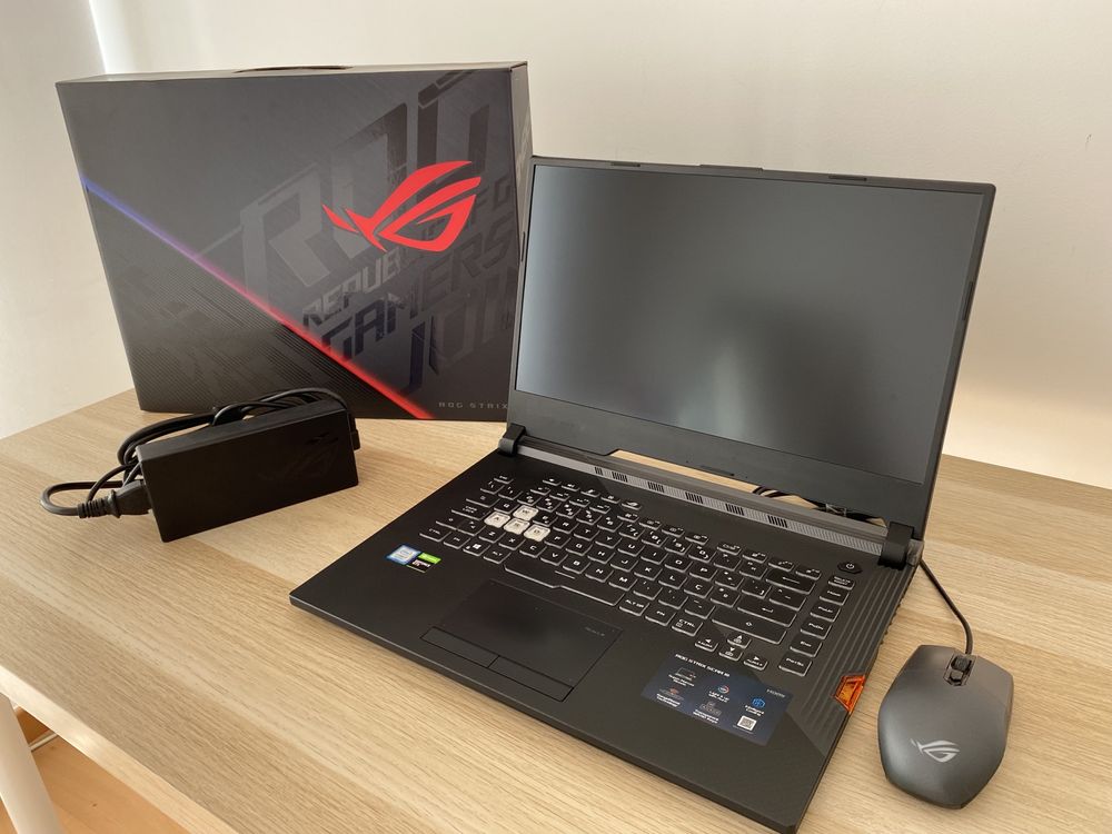 Asus Rog Strix Scar III G531