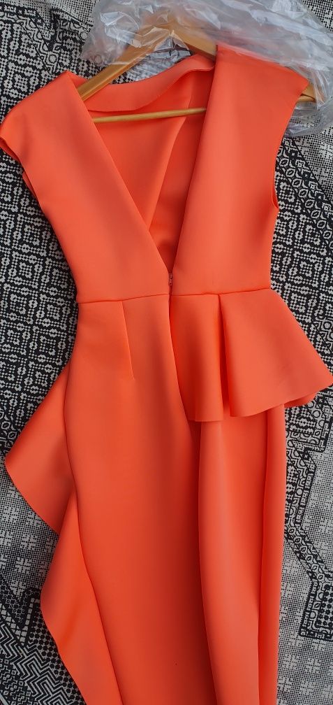 Elegancka sukienka