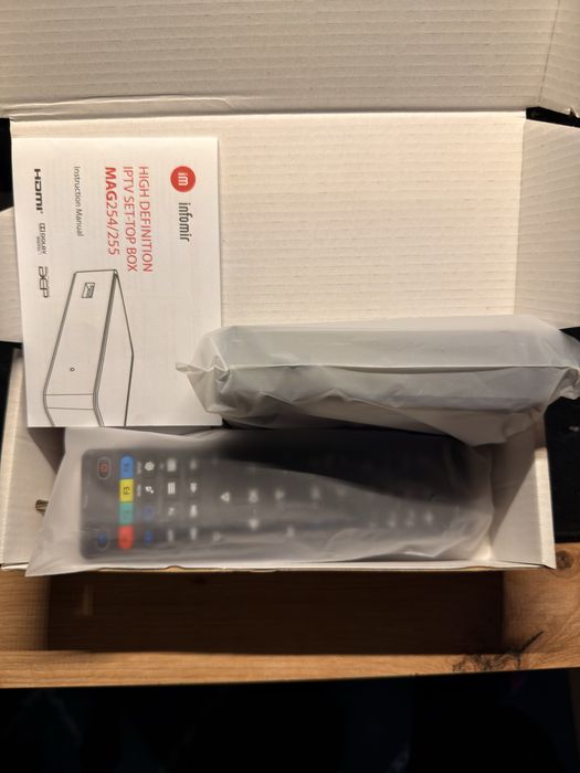 Dekoder infomir MAG z telewizją na rok