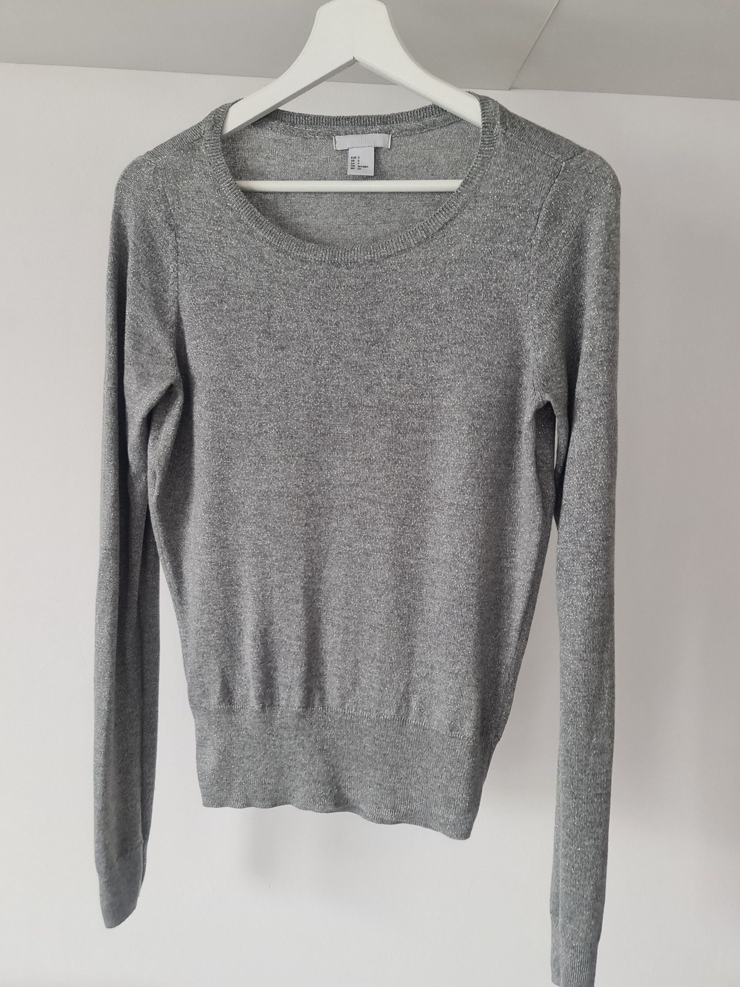 Bluzeczka dzianinowa, cienki sweterek ze srebrną nitką H&M