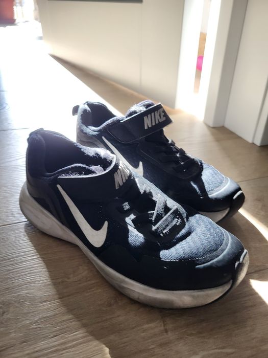 Кросівки nike eur 30