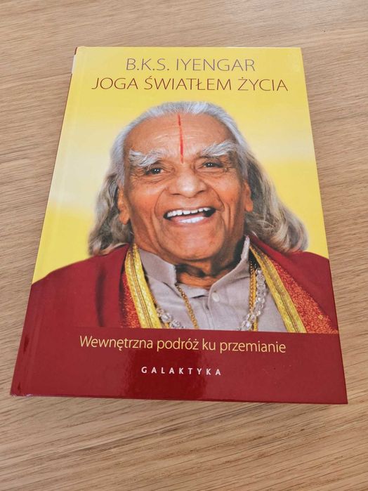Książka "Joga światłem życia" B.K.S. Iyengar