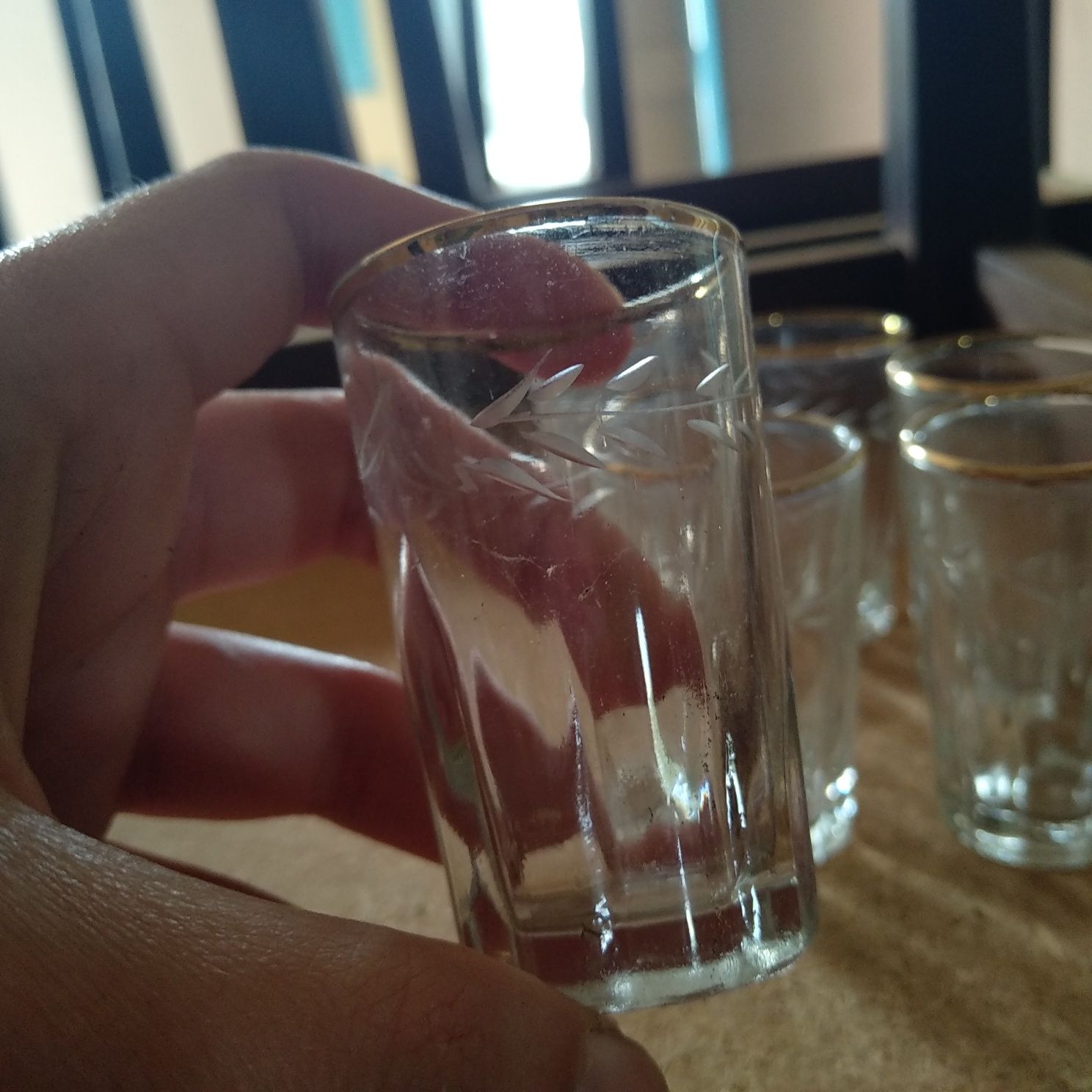6 copos licor