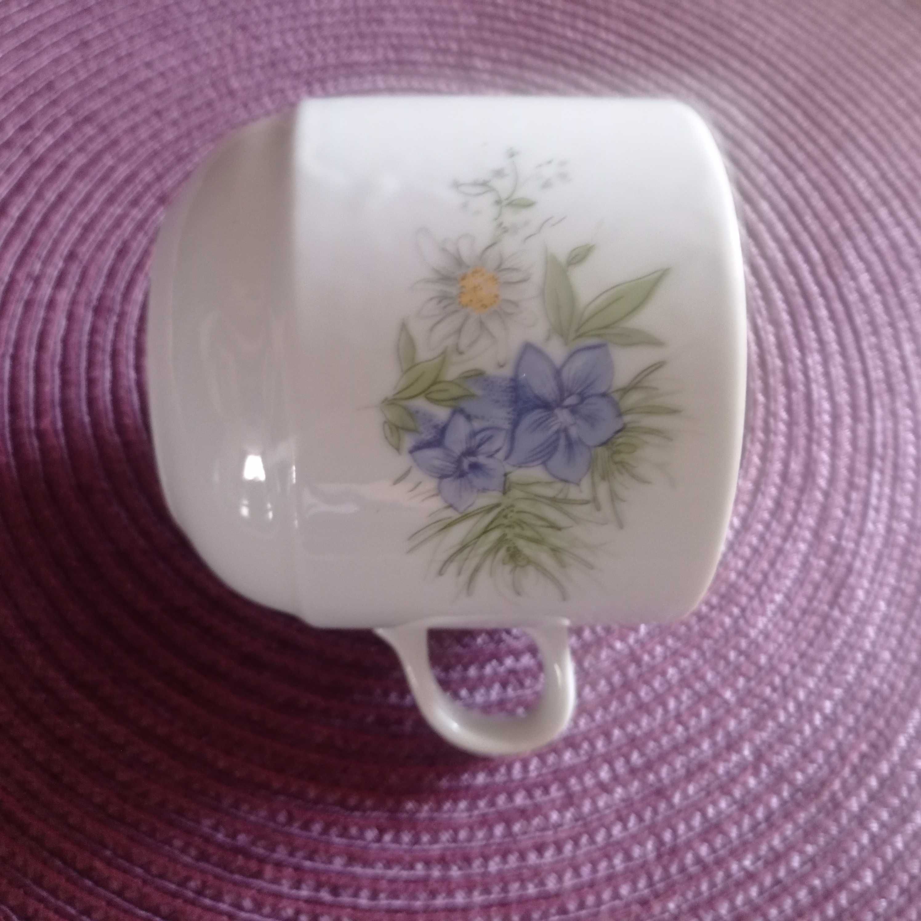 porcelanowy niemiecki kubek do kawy