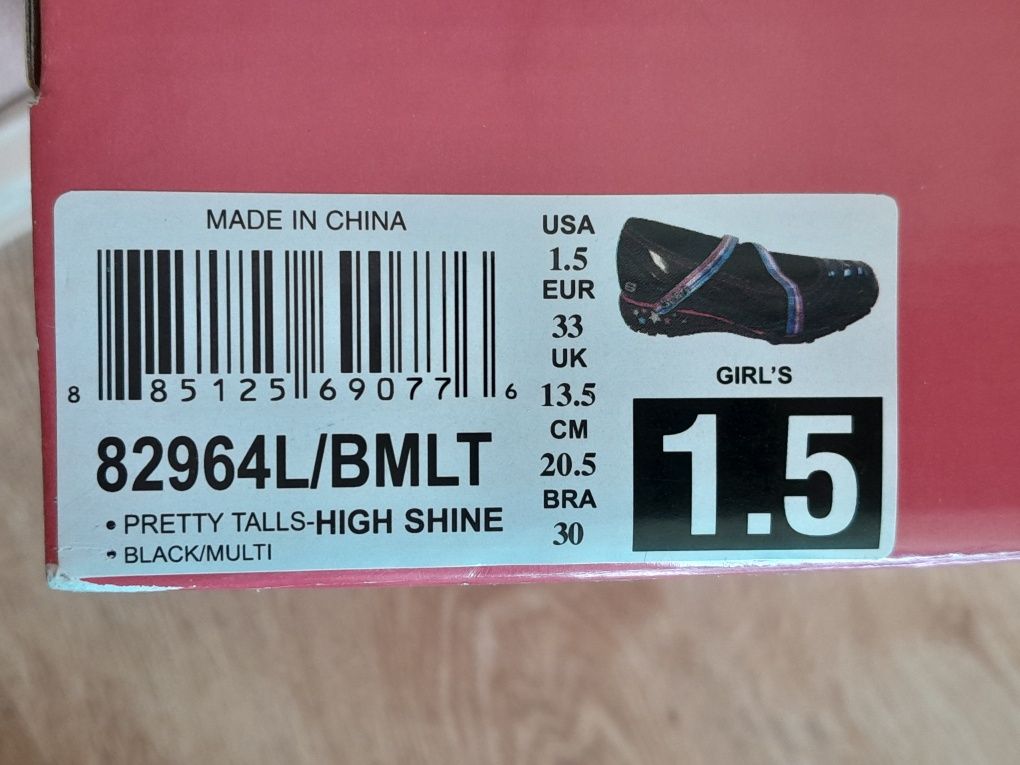 Шкірячі дитячі туфлі SKECHERS. 33 розмір.