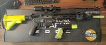 Specna Arms SA-H22 EDGE 2.0 Upgraded + Tokyo Marui G17 3rd Gen Airsoft