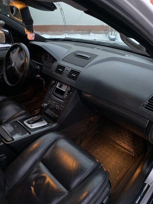 Volvo xc90 D5 мотор 6ступка