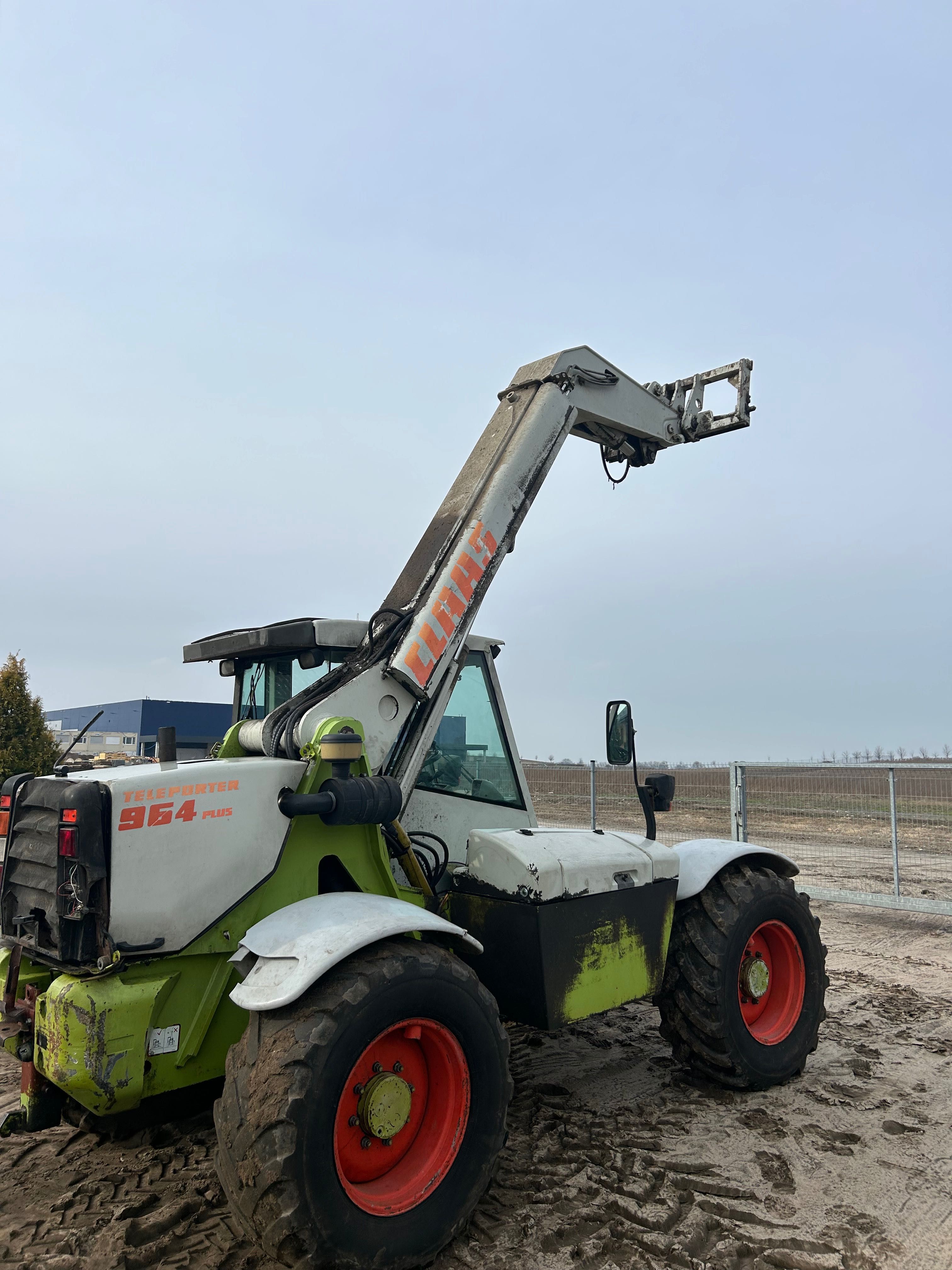 Claas Ranger 964 plus, JCB , manitou