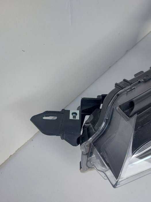 Lampa przednia lewa Toyota CH-R Led zwykła Europa