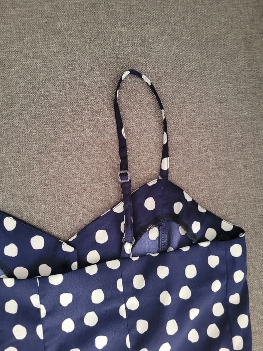 Kombinezon krótkie spodenki grochy roz.34 Primark