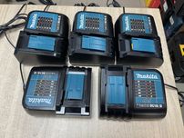 Makita DC18SD / зарядні пристрої Макіта 3.0Ah 18V