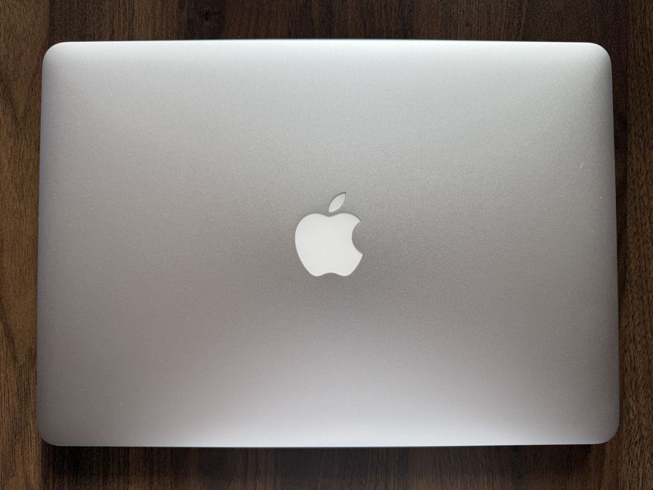 MacBook Air 13” (2017) – super stan, nieuszkodzony