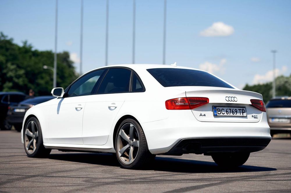 Audi A4 S-Line B8 Premium Plus quattro 2.0