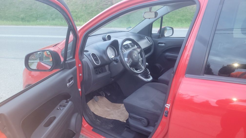 Opel  agila  z  Niemiec 1.2 benzyna